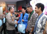 Polresta Malang Kota Gelar Baksos Presisi, Kombes Pol Nanang Ajak Mahasiswa Menjadi Agen Perubahan Indonesia Emas 2045